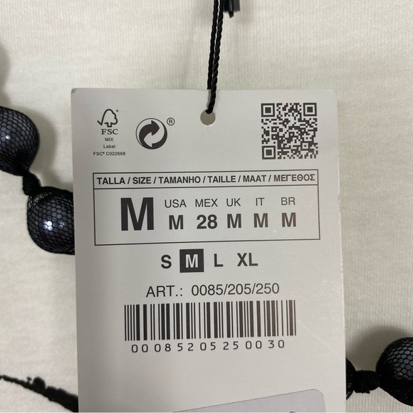 Zara “Almost Optimistic” tee with faux netted pearls - Picture 7 of 7